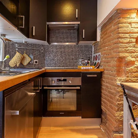 Apartment Filatiers 10 - Hypercentre Carmes - Metro *